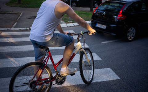 自分の安全は自分で守る！自転車で車道を安全に走行するためのコツ
